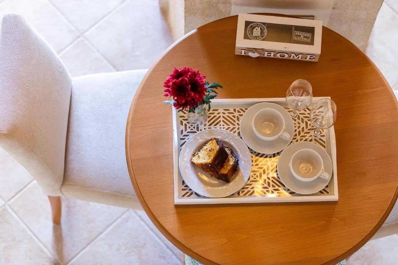 Phaedra Suites (Adults Only) Rétino